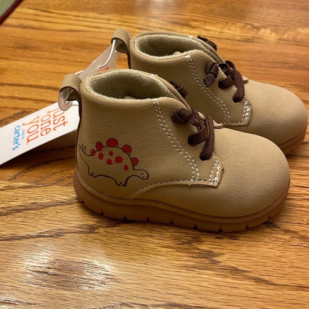 Carter’s Just One You First Steps Walking  Khaki Booties Size 3. Dino Design NEW
